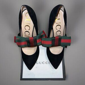 ⭐ Gucci Sylvie Black Suede Pumps w/ Removable Green-Red Bows – Size 8.5 / 39 IT